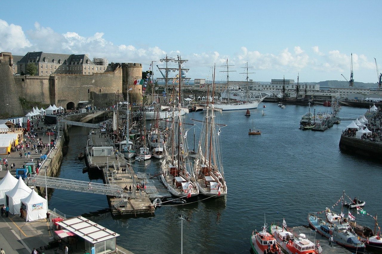 bénévole association brest